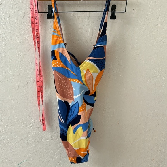 Kona Sol Womens XL (16) Tropical Print Shirred Medium Coverage OnePiece Swimsuit - Picture 3 of 4